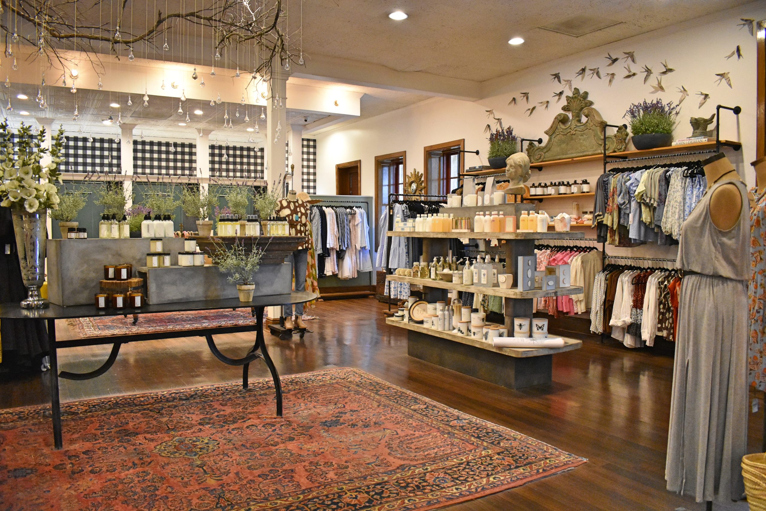 Local Gift Shop Near Me - The Dienger Trading Co. Boutique Boerne Texas